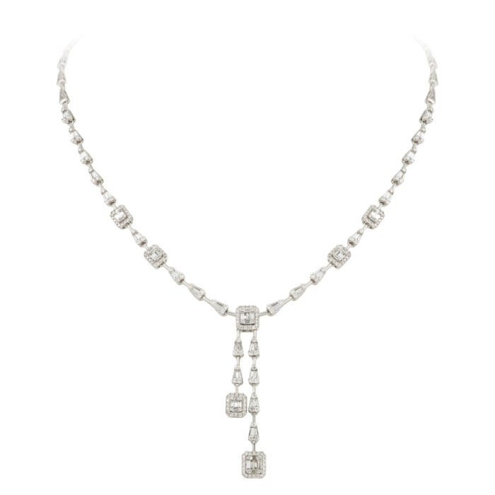 Colar em ouro branco com diamantes