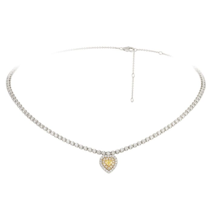 Colar em ouro branco com diamantes