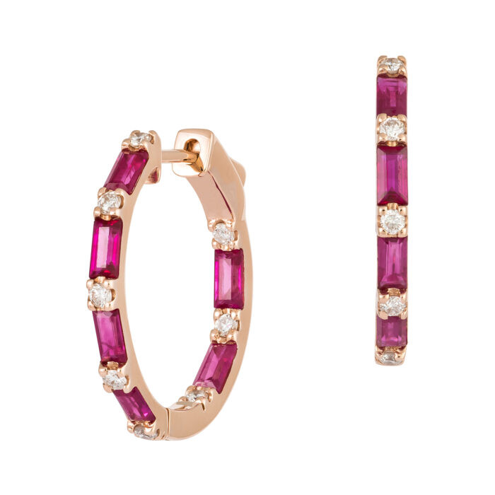 Brinco em ouro amarelo com rubis e diamantes.